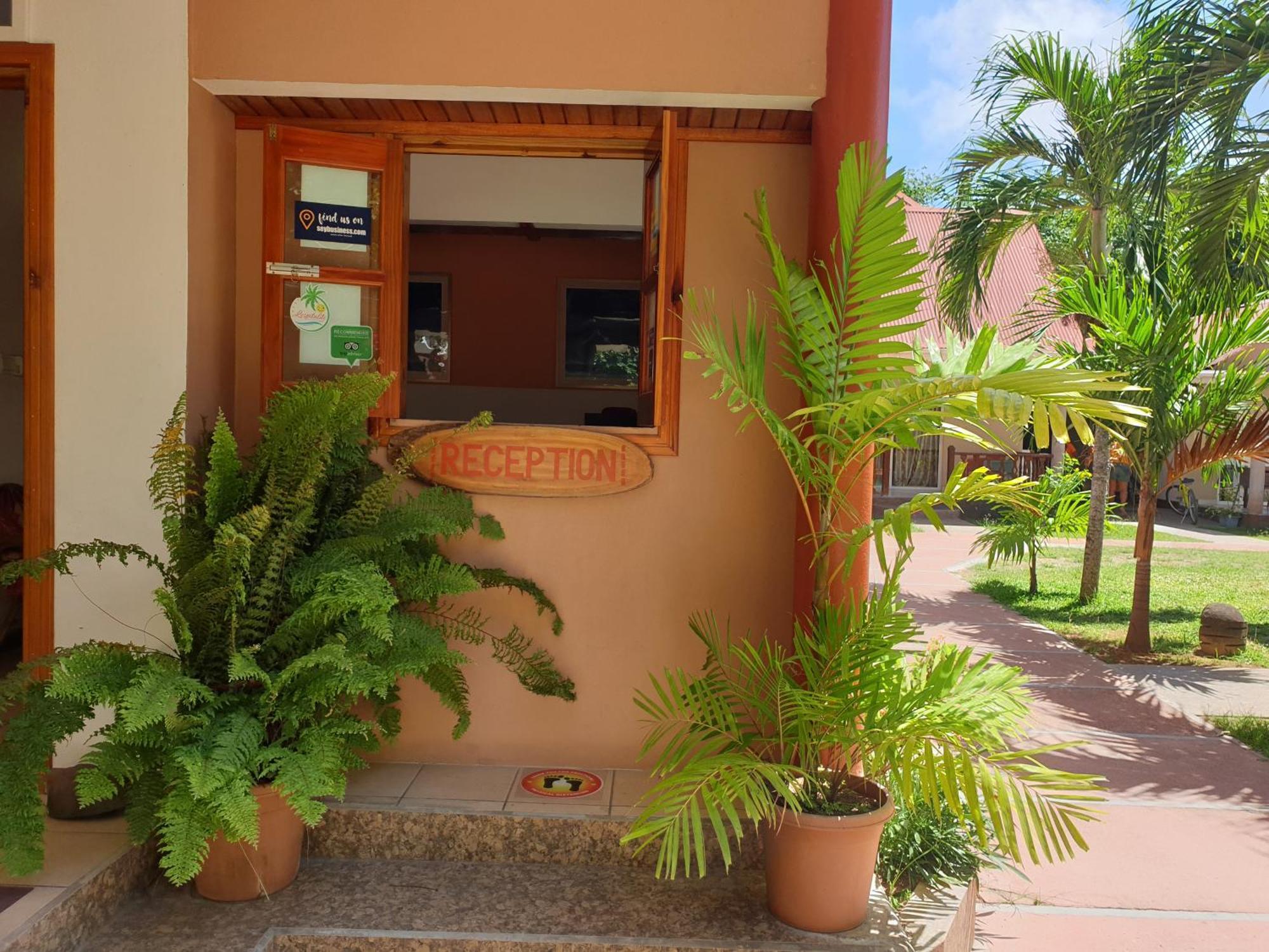 Villa Authentique La Digue Exterior photo